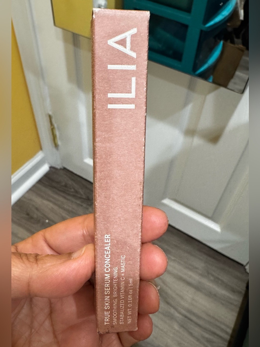 ILIA TRUE SKIN SERUM CONCEALER SHADE, CHIA SC 3.5 BRAND NEW IN THE BOX